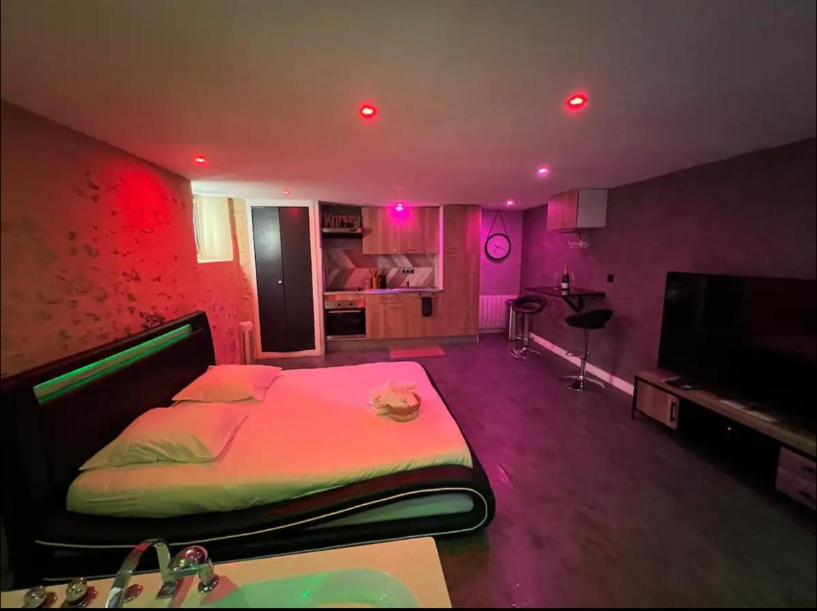 Love Queen Spa Detente Blois Esterno foto